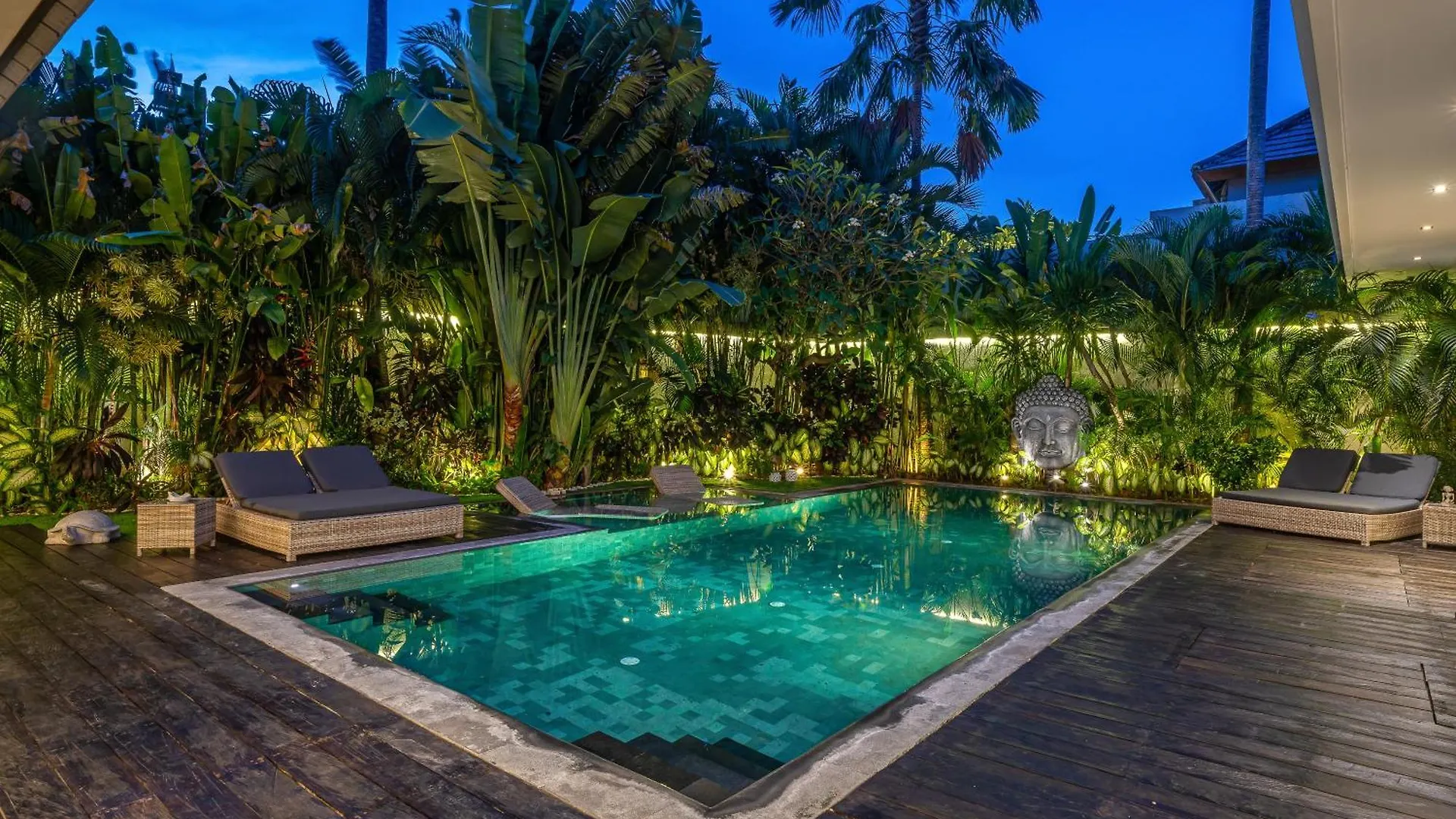 Villa Marlon Seminyak Indonesien