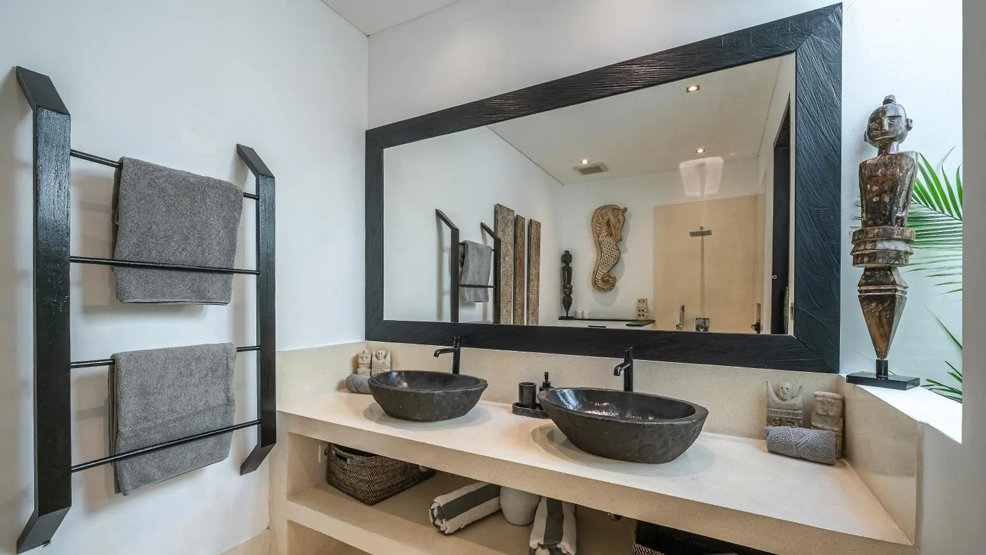Villa Marlon Seminyak Indonesien