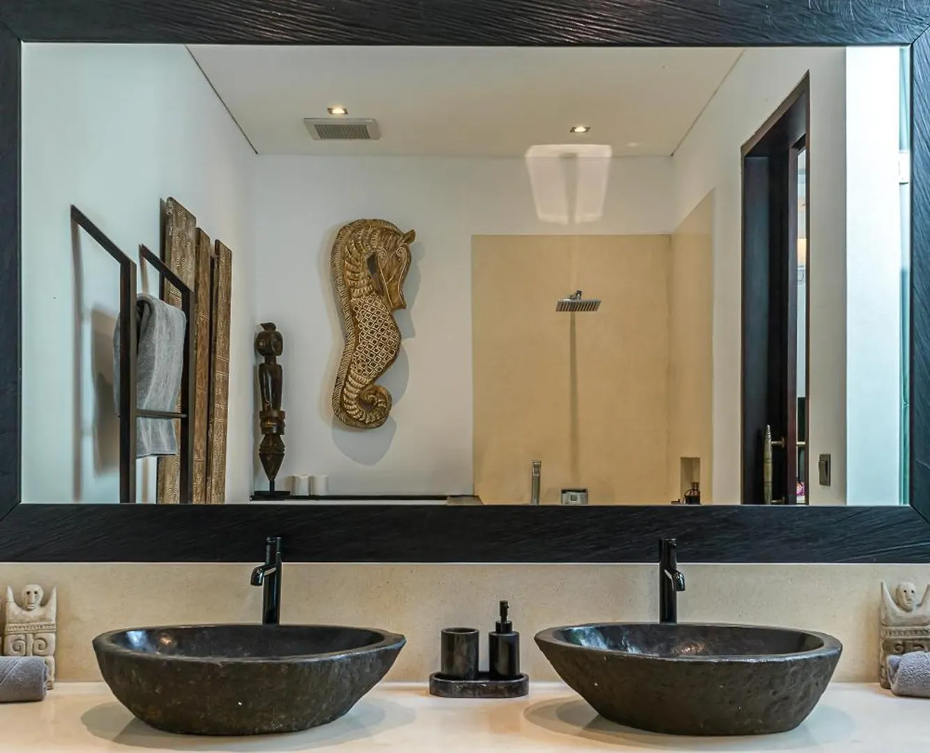 Villa Marlon Seminyak Indonesien