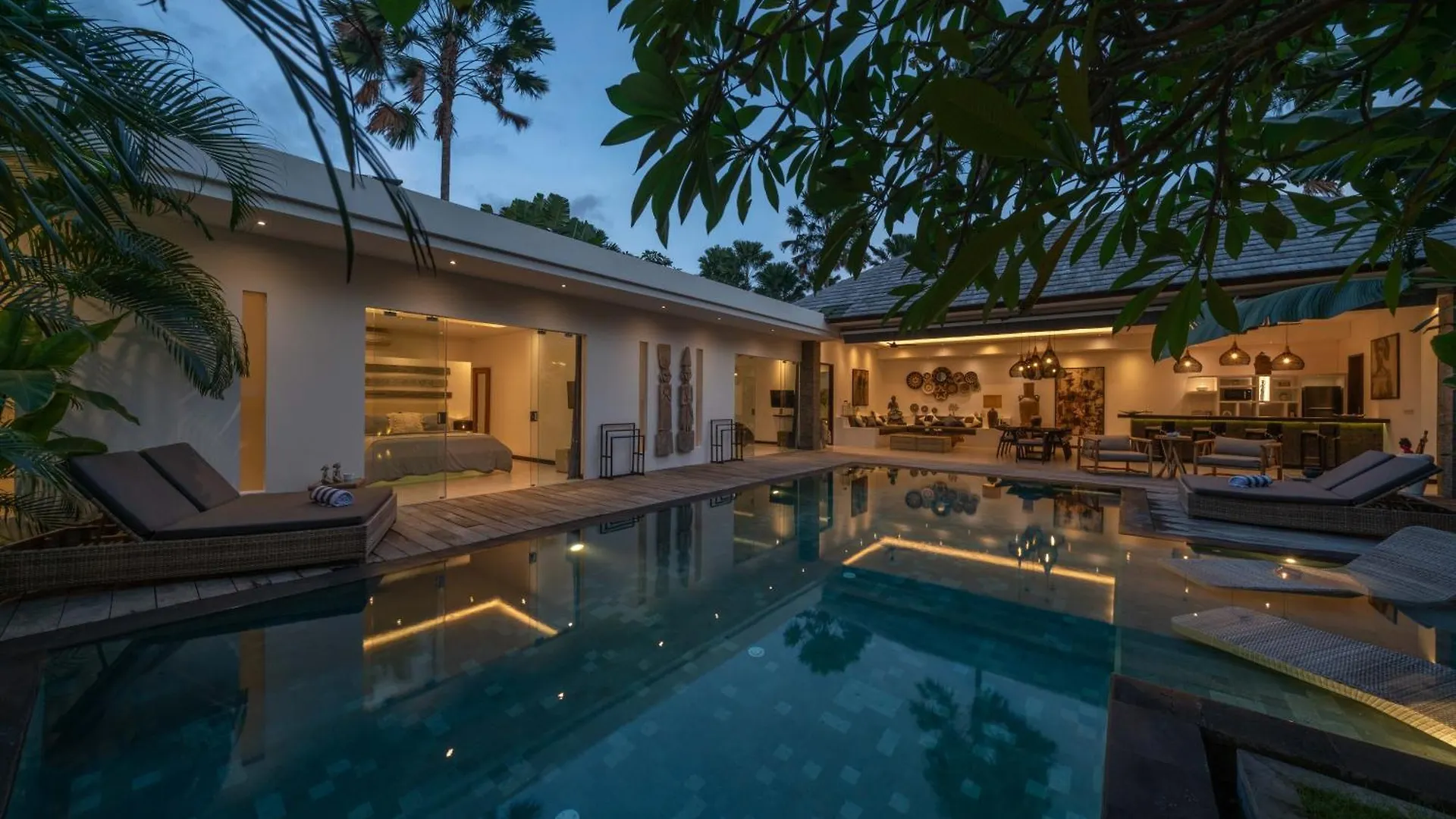 Villa Marlon Seminyak Indonesien