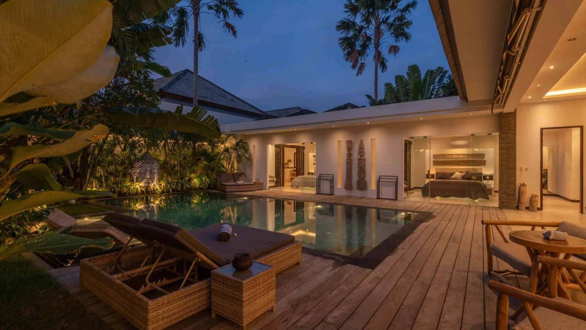 Villa Marlon Seminyak Indonesien