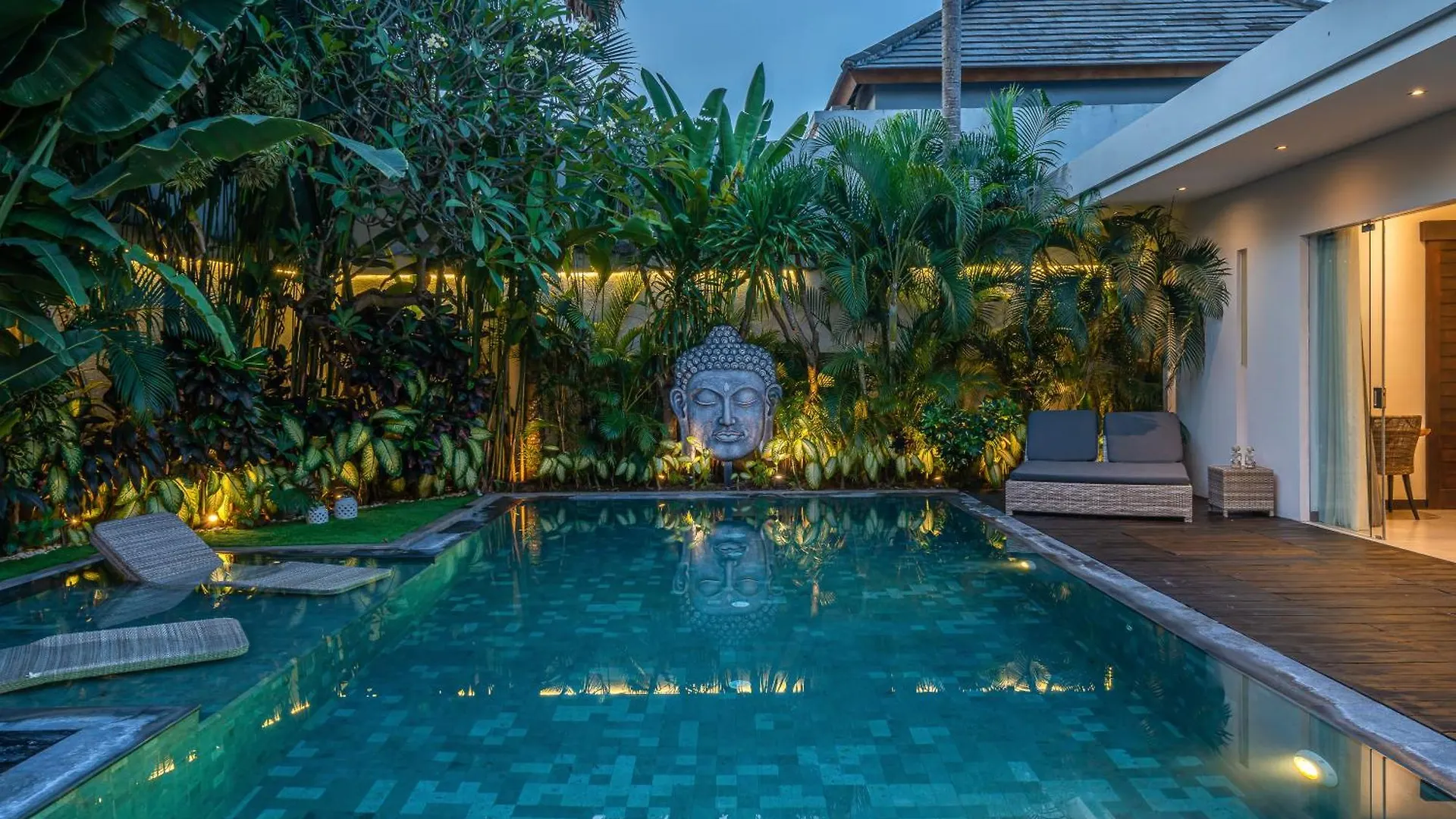 Villa Marlon Seminyak 0*,  Indonesien