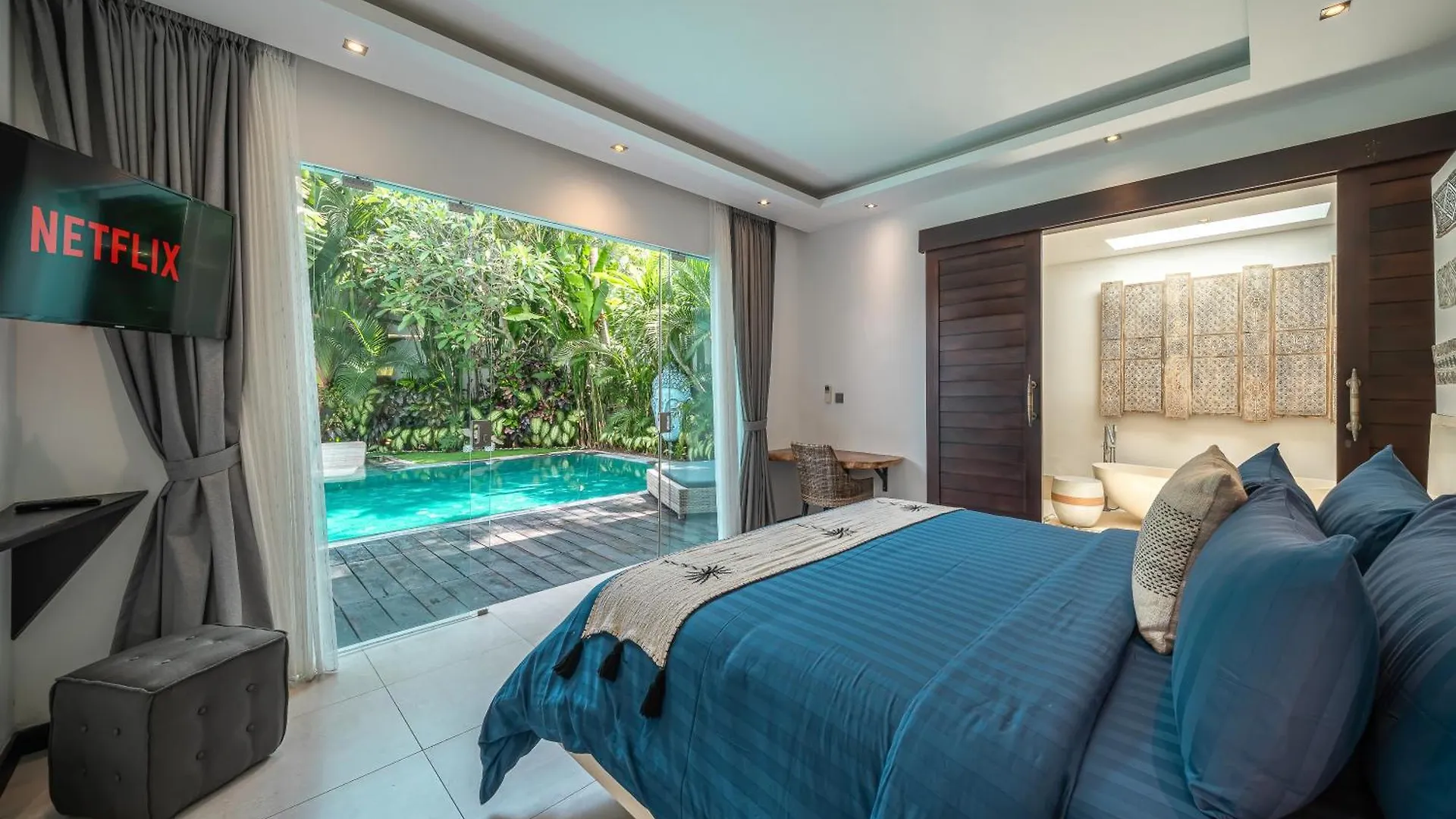 Villa Marlon Seminyak Indonesien